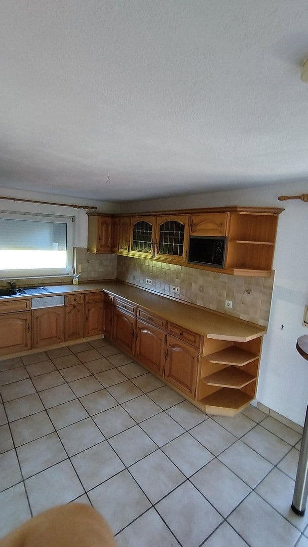 Predaj domu 338 m², pozemek 862 m², Johanniterstraße 25, Kandern, Bádensko-Wurttembersko Predaj domu 338 m², pozemek 862 m², Johanniterstraße 25, Kandern, Bádensko-Wurttembersko