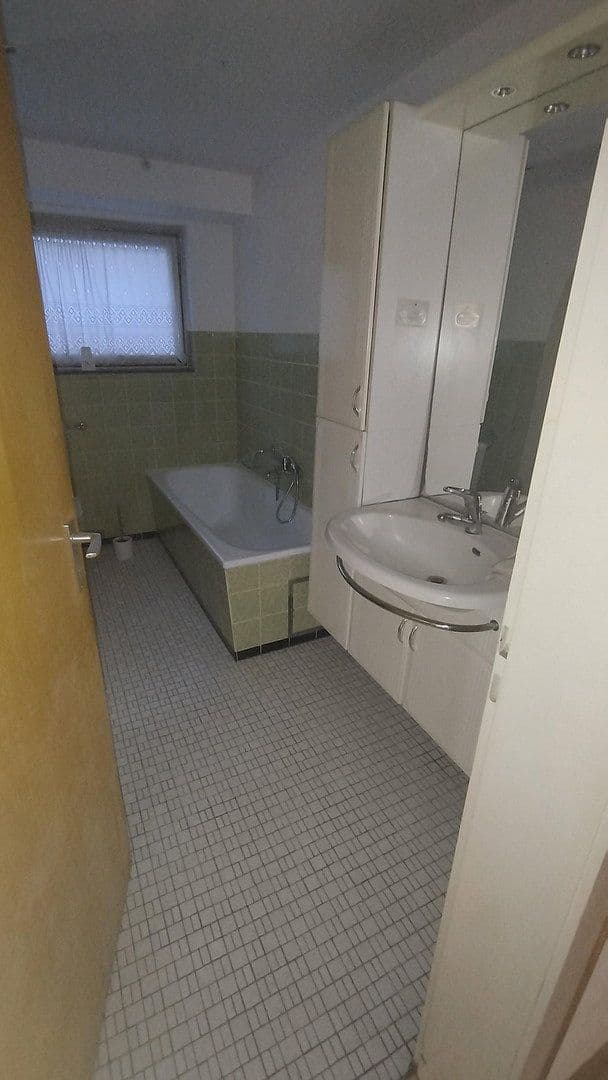 Predaj domu 338 m², pozemek 862 m², Johanniterstraße 25, Kandern, Bádensko-Wurttembersko Predaj domu 338 m², pozemek 862 m², Johanniterstraße 25, Kandern, Bádensko-Wurttembersko