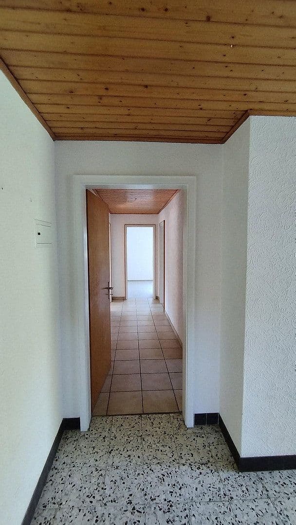 Predaj domu 338 m², pozemek 862 m², Johanniterstraße 25, Kandern, Bádensko-Wurttembersko Predaj domu 338 m², pozemek 862 m², Johanniterstraße 25, Kandern, Bádensko-Wurttembersko