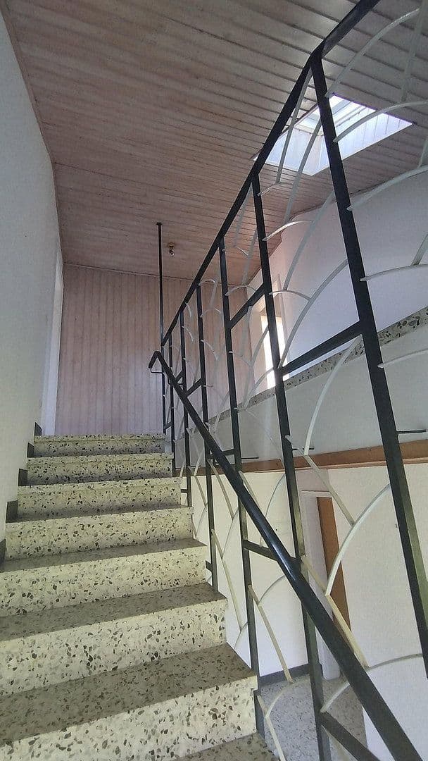 Predaj domu 338 m², pozemek 862 m², Johanniterstraße 25, Kandern, Bádensko-Wurttembersko Predaj domu 338 m², pozemek 862 m², Johanniterstraße 25, Kandern, Bádensko-Wurttembersko