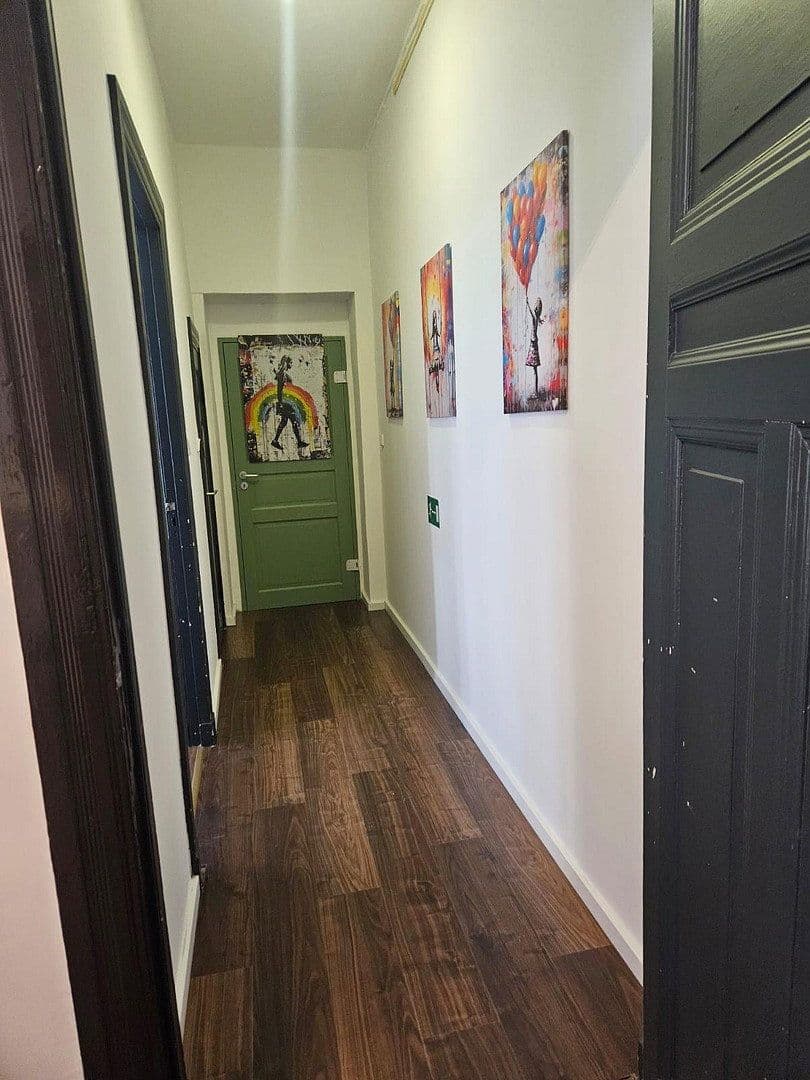 Prenájom kancelárie 40 m², Helmholtzstr. 25, Berlin, Berlín Prenájom kancelárie 40 m², Helmholtzstr. 25, Berlin, Berlín