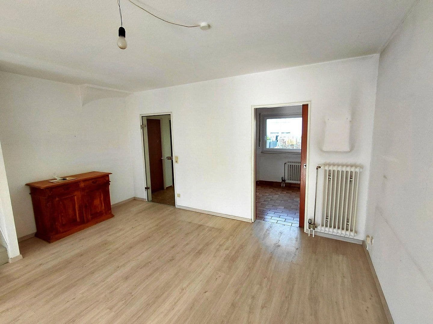 Predaj domu 128 m², pozemek 252 m², Heinrich-Heine-Str. 7, Oestrich-Winkel, Hesensko Predaj domu 128 m², pozemek 252 m², Heinrich-Heine-Str. 7, Oestrich-Winkel, Hesensko
