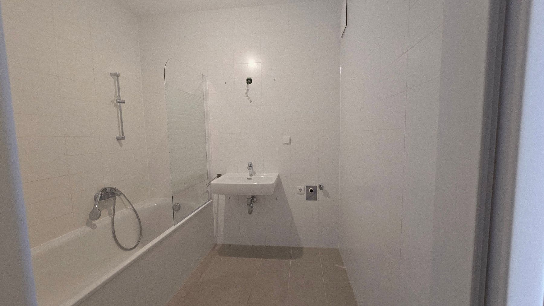 Predaj bytu 2-izbový 70 m², Ferdinand-Platzer-Gasse 8-10, Wien, Viedeň Predaj bytu 2-izbový 70 m², Ferdinand-Platzer-Gasse 8-10, Wien, Viedeň