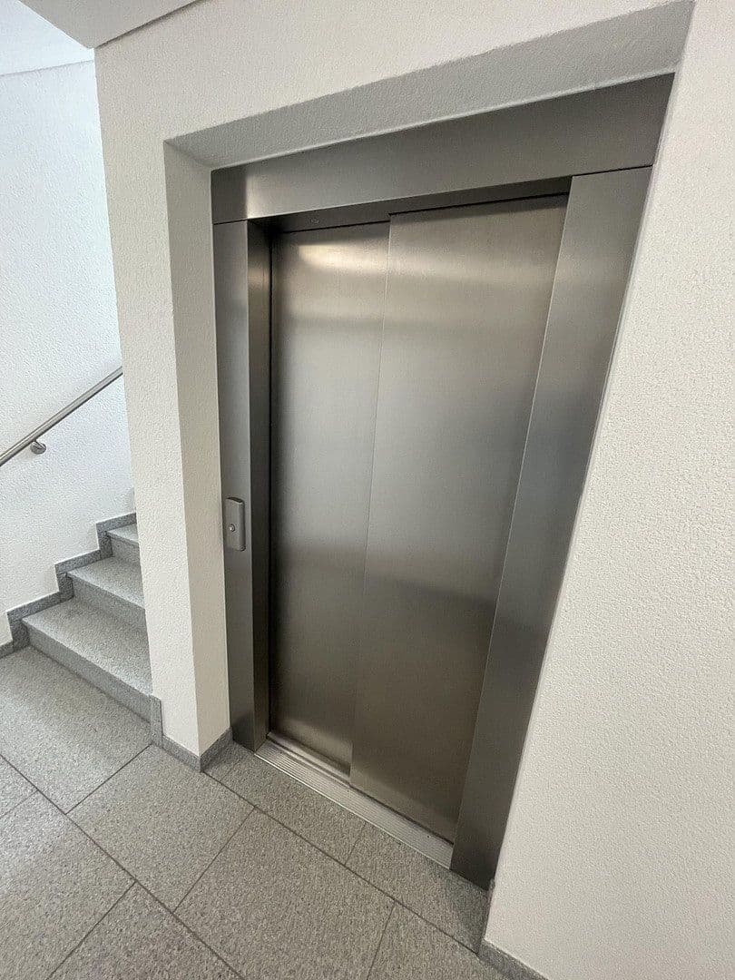Prenájom bytu 3-izbový 85 m², Gehrener Ring 7G, Nidderau, Hesensko Prenájom bytu 3-izbový 85 m², Gehrener Ring 7G, Nidderau, Hesensko