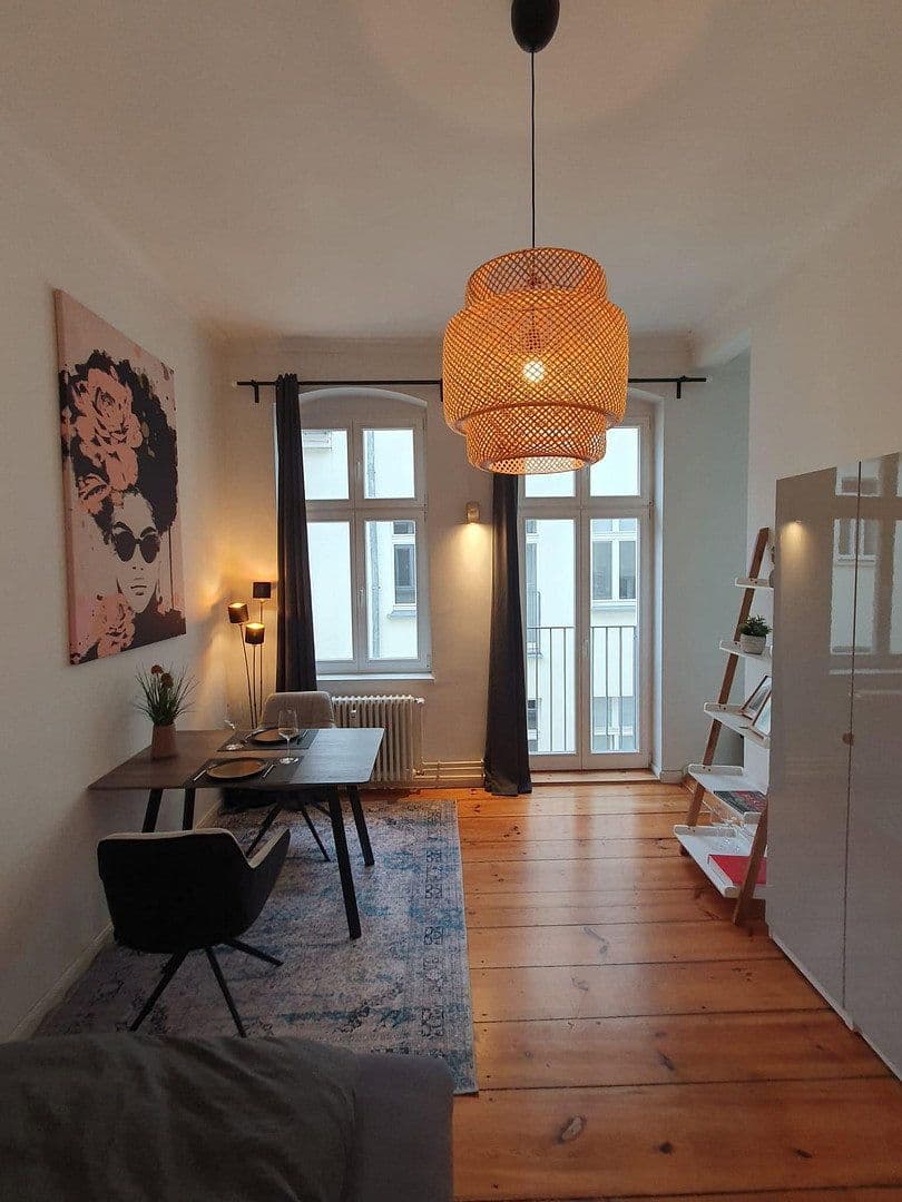 Prenájom bytu 1-izbový 29 m², Torstrasse 72, Berlin, Berlín Prenájom bytu 1-izbový 29 m², Torstrasse 72, Berlin, Berlín