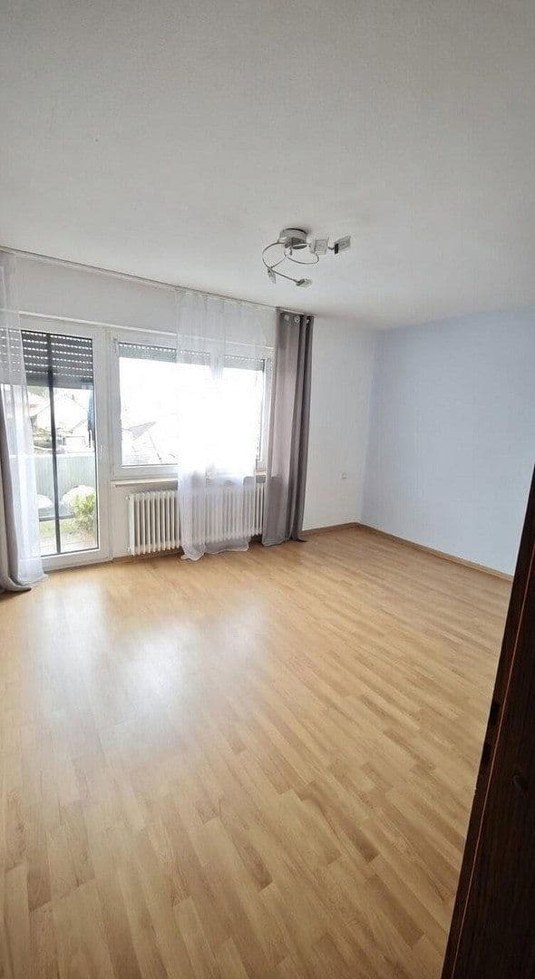Predaj bytu 3-izbový 95 m², Schweinfurt, Bavorsko Predaj bytu 3-izbový 95 m², Schweinfurt, Bavorsko