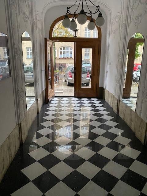 Predaj bytu 1-izbový 42 m², Sophie-Charlotten-Str. 73-74, Berlin, Berlín Predaj bytu 1-izbový 42 m², Sophie-Charlotten-Str. 73-74, Berlin, Berlín