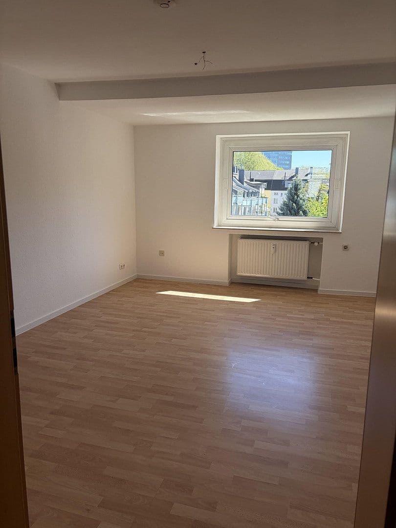 Prenájom bytu 2-izbový 47 m², Lippsteraße 16, Duisburg, Severné Porýnie - Westfálsko Prenájom bytu 2-izbový 47 m², Lippsteraße 16, Duisburg, Severné Porýnie - Westfálsko