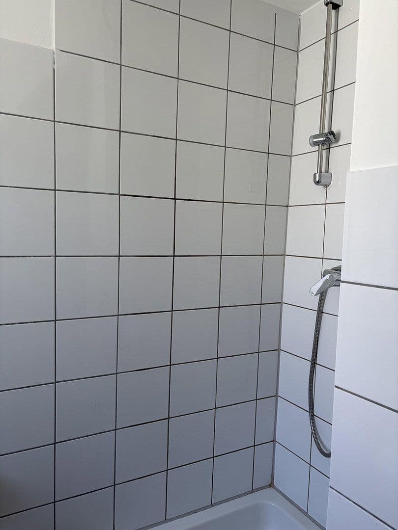 Prenájom bytu 2-izbový 47 m², Lippsteraße 16, Duisburg, Severné Porýnie - Westfálsko Prenájom bytu 2-izbový 47 m², Lippsteraße 16, Duisburg, Severné Porýnie - Westfálsko