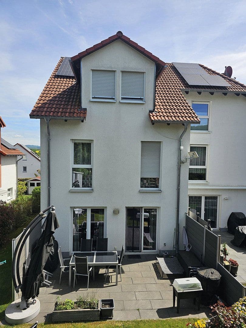 Predaj domu 145 m², pozemek 320 m², Idstein, Hesensko Predaj domu 145 m², pozemek 320 m², Idstein, Hesensko