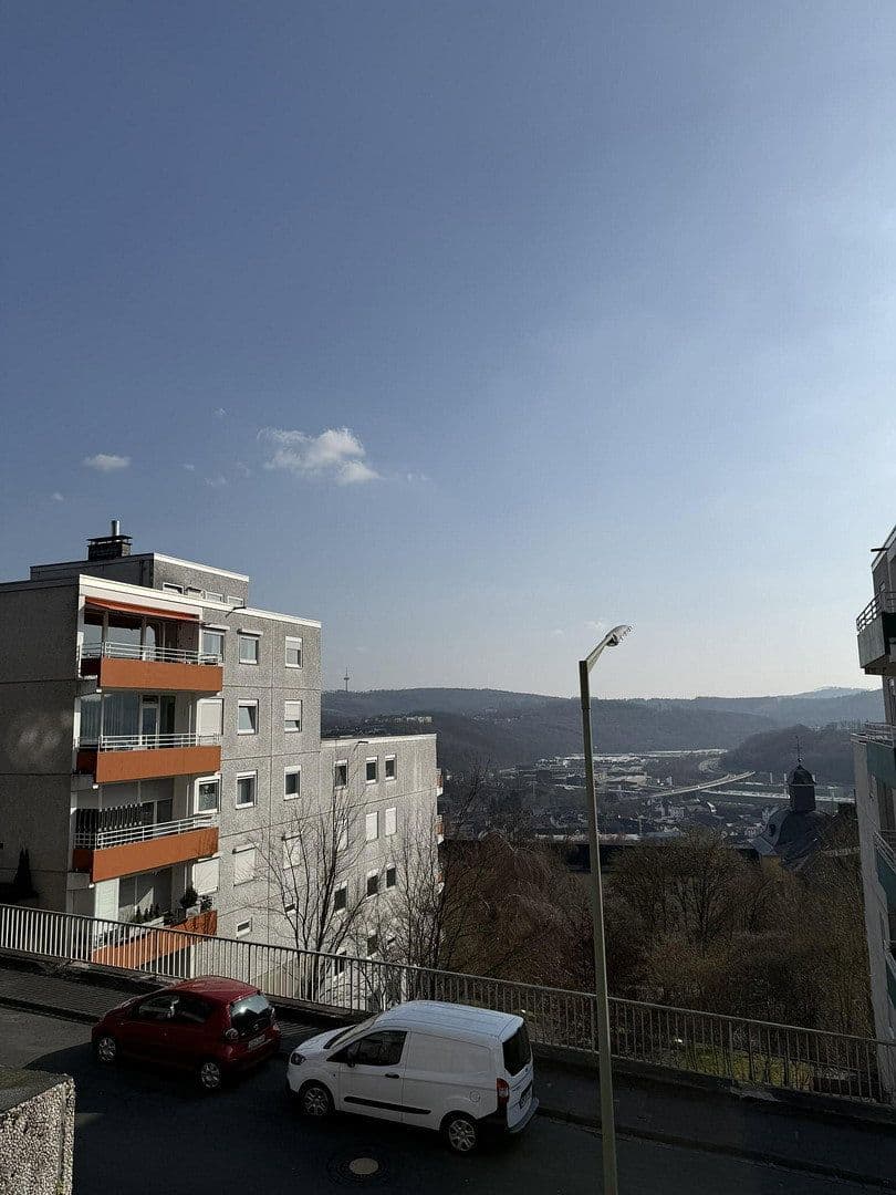 Prenájom bytu 2-izbový 72 m², Friedrich-Erbert Straße 28, Siegen, Severné Porýnie - Westfálsko Prenájom bytu 2-izbový 72 m², Friedrich-Erbert Straße 28, Siegen, Severné Porýnie - Westfálsko