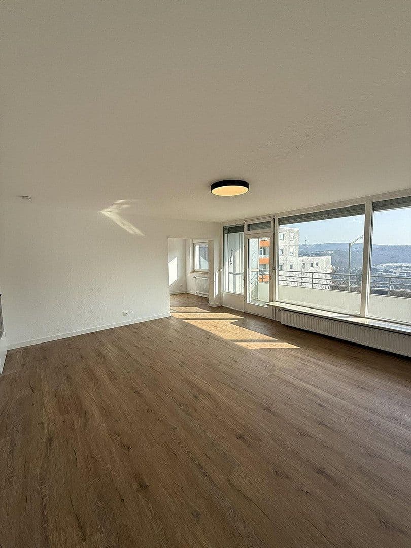 Prenájom bytu 2-izbový 72 m², Friedrich-Erbert Straße 28, Siegen, Severné Porýnie - Westfálsko Prenájom bytu 2-izbový 72 m², Friedrich-Erbert Straße 28, Siegen, Severné Porýnie - Westfálsko