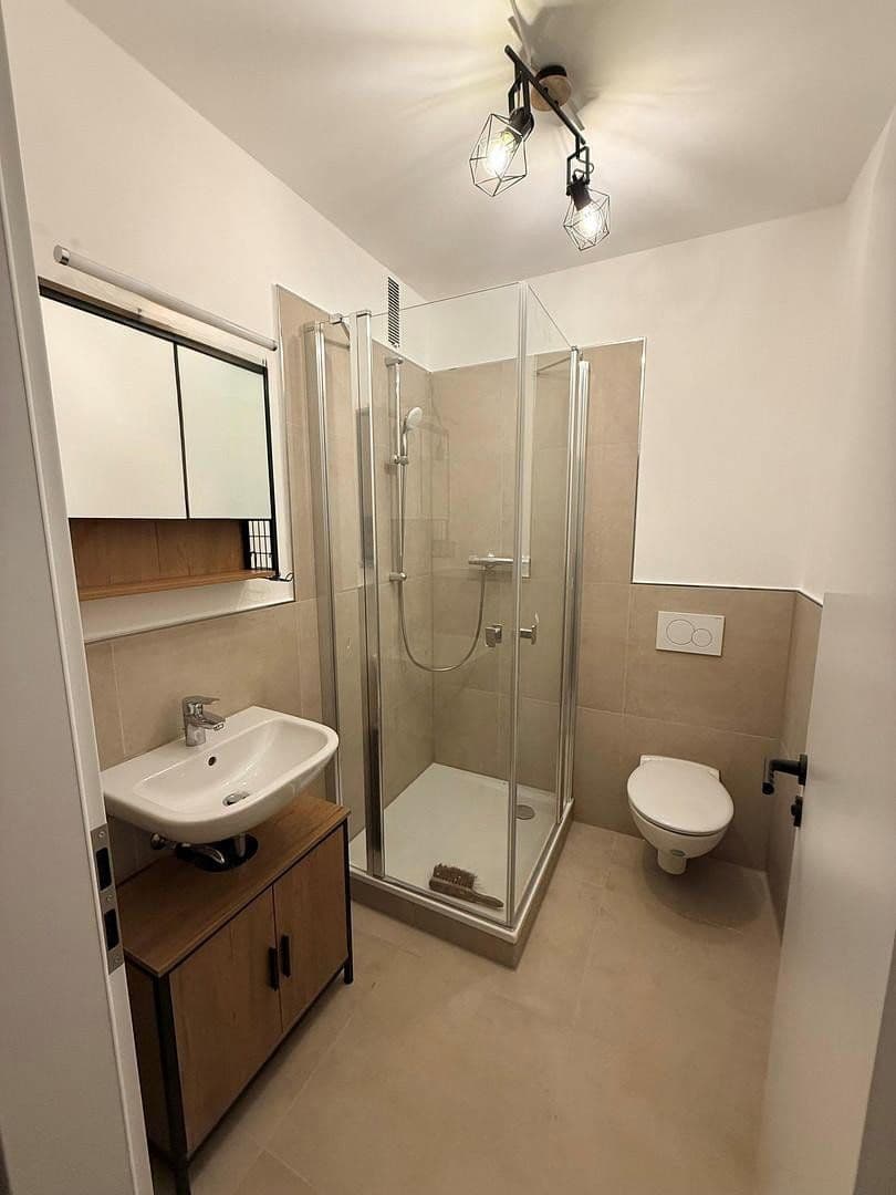 Prenájom bytu 2-izbový 72 m², Friedrich-Erbert Straße 28, Siegen, Severné Porýnie - Westfálsko Prenájom bytu 2-izbový 72 m², Friedrich-Erbert Straße 28, Siegen, Severné Porýnie - Westfálsko