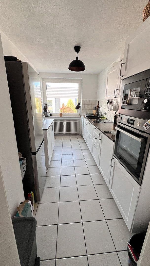 Prenájom bytu 3-izbový 79 m², Niederdonker Str. 9, Düsseldorf, Severné Porýnie - Westfálsko Prenájom bytu 3-izbový 79 m², Niederdonker Str. 9, Düsseldorf, Severné Porýnie - Westfálsko