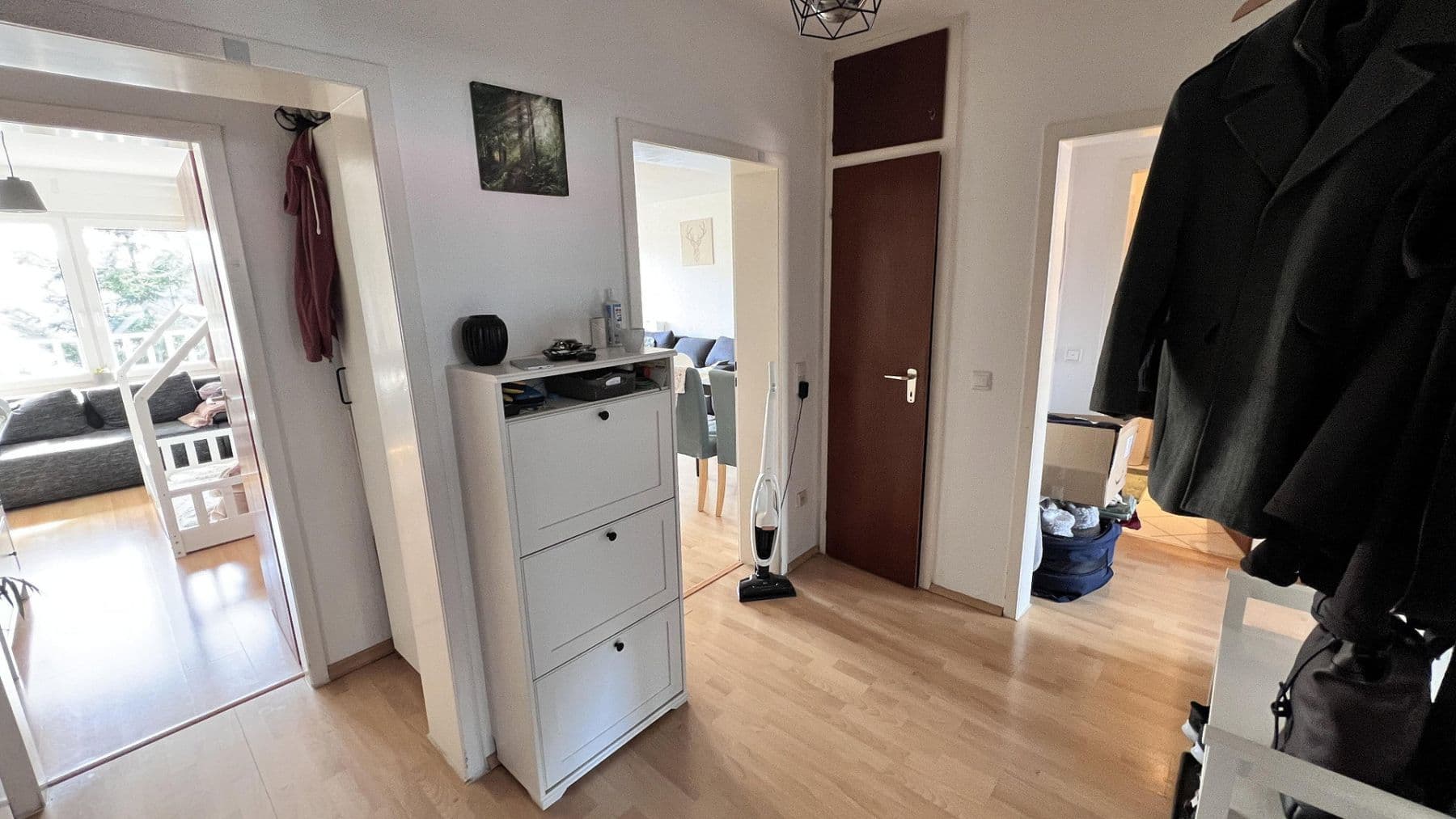 Prenájom bytu 3-izbový 79 m², Niederdonker Str. 9, Düsseldorf, Severné Porýnie - Westfálsko Prenájom bytu 3-izbový 79 m², Niederdonker Str. 9, Düsseldorf, Severné Porýnie - Westfálsko