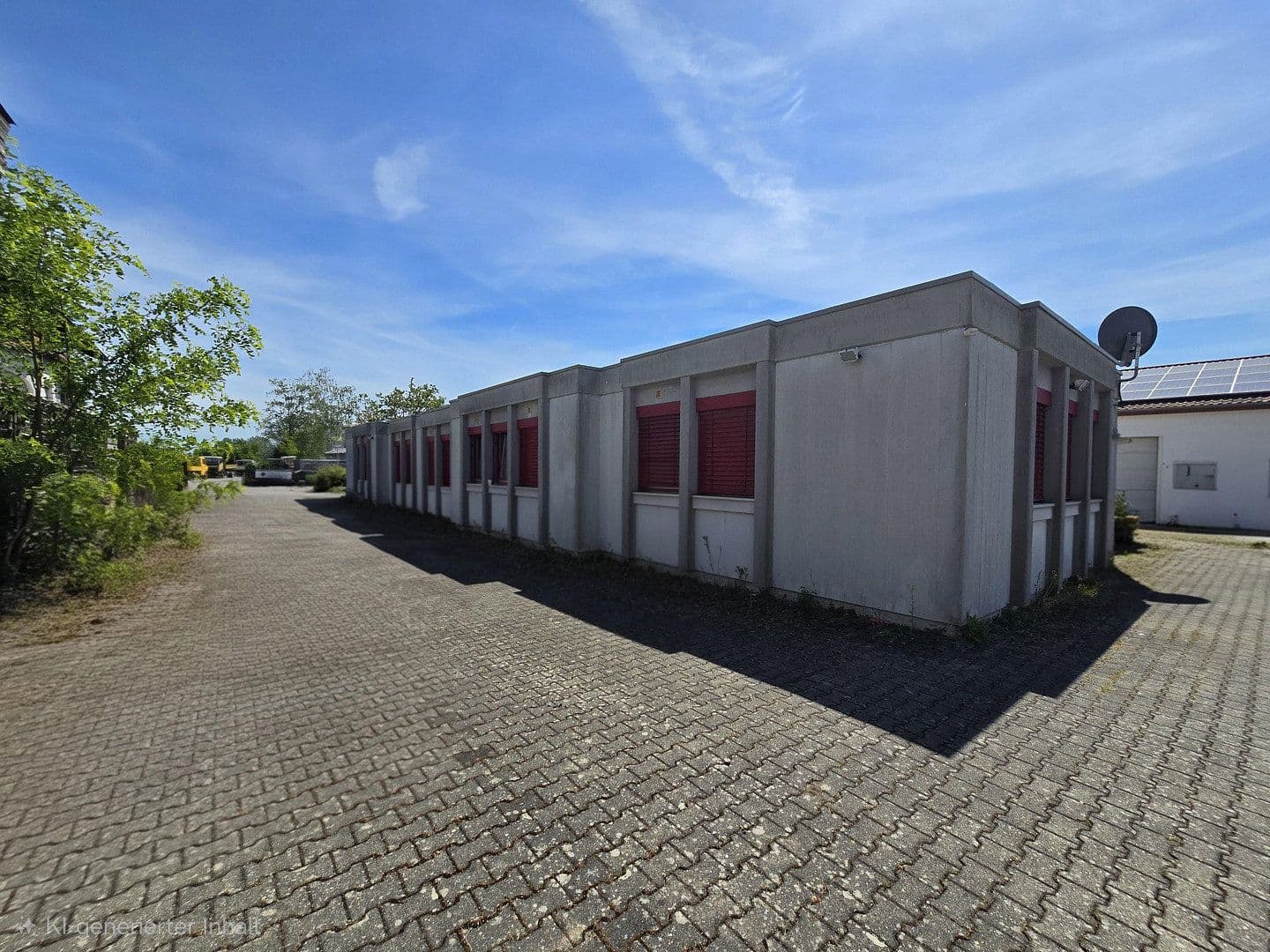 Prenájom nebytového priestoru 330 m², An der Autobahn 35, St. Leon-Rot, Bádensko-Wurttembersko Prenájom nebytového priestoru 330 m², An der Autobahn 35, St. Leon-Rot, Bádensko-Wurttembersko
