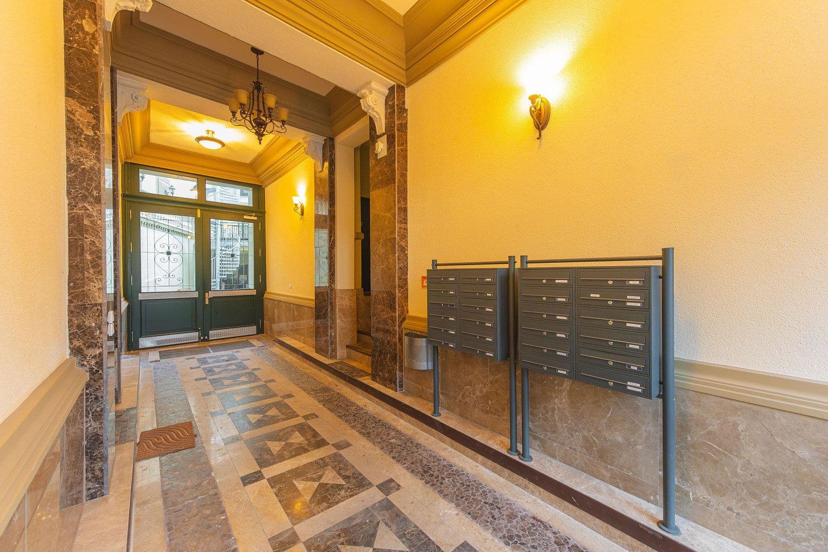 Prenájom bytu 3-izbový 45 m², Gitschiner Strasse 89, Berlin, Berlín Prenájom bytu 3-izbový 45 m², Gitschiner Strasse 89, Berlin, Berlín