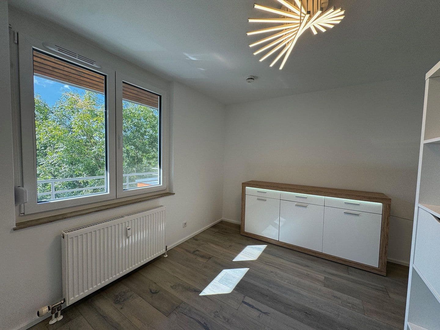 Predaj bytu 4-izbový 91 m², Konrad-Adenauer-Straße 2/1, Weinheim, Bádensko-Wurttembersko Predaj bytu 4-izbový 91 m², Konrad-Adenauer-Straße 2/1, Weinheim, Bádensko-Wurttembersko