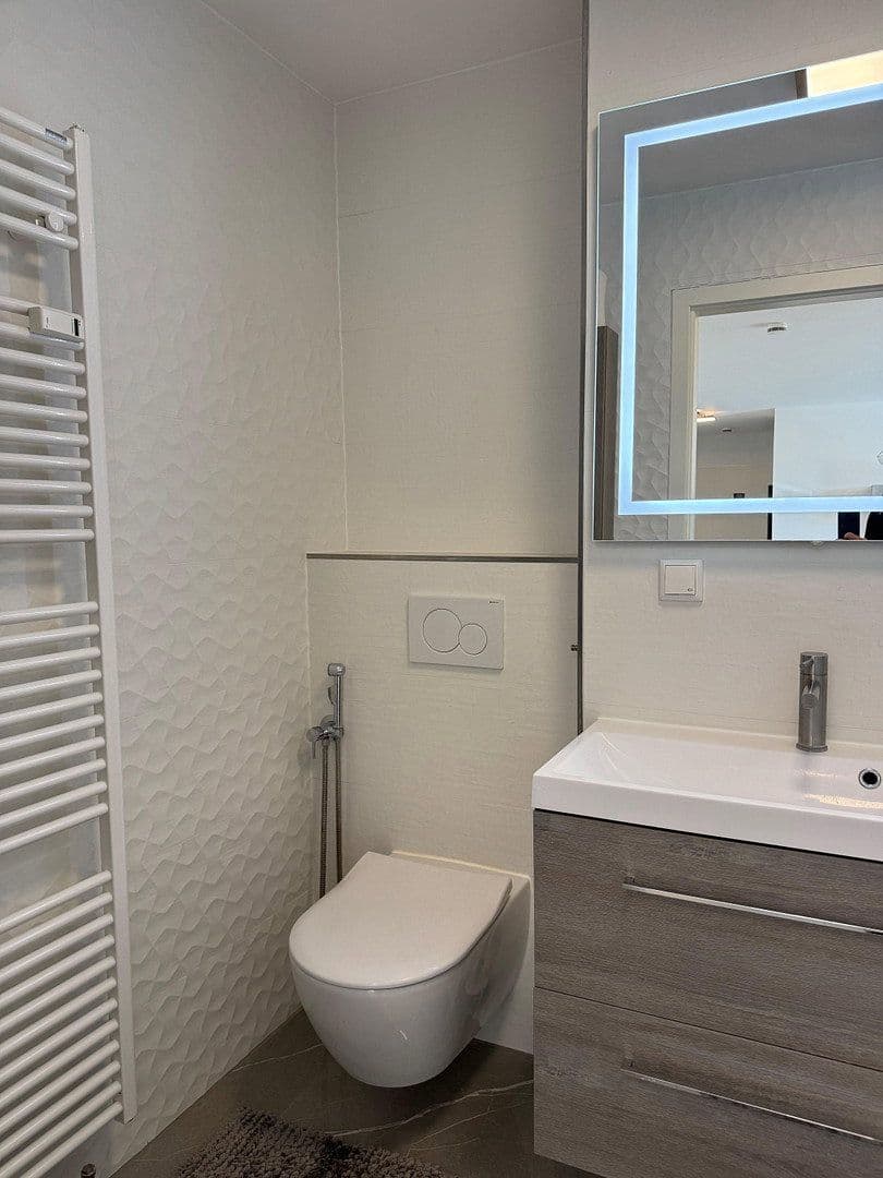 Predaj bytu 4-izbový 91 m², Konrad-Adenauer-Straße 2/1, Weinheim, Bádensko-Wurttembersko Predaj bytu 4-izbový 91 m², Konrad-Adenauer-Straße 2/1, Weinheim, Bádensko-Wurttembersko