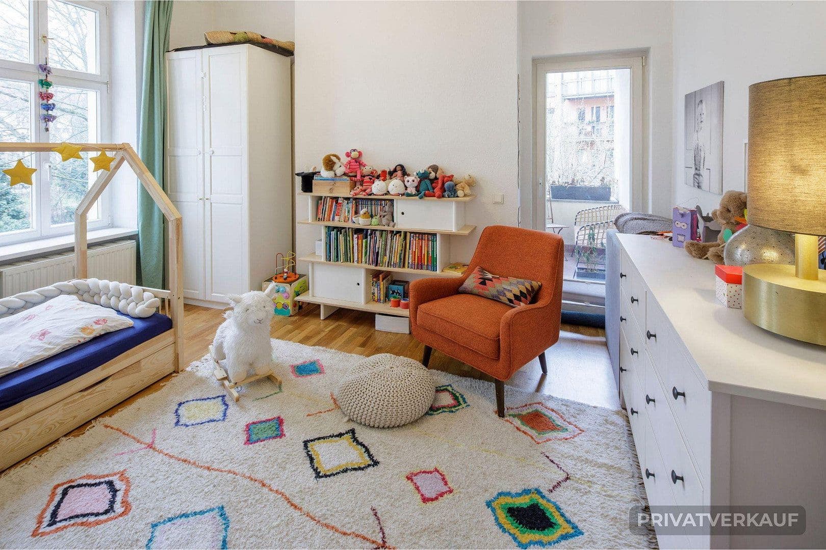 Predaj bytu 4-izbový 127 m², Berlin, Berlín Predaj bytu 4-izbový 127 m², Berlin, Berlín
