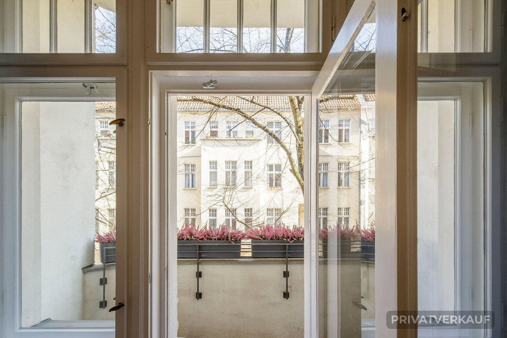 Predaj bytu 4-izbový 127 m², Berlin, Berlín Predaj bytu 4-izbový 127 m², Berlin, Berlín