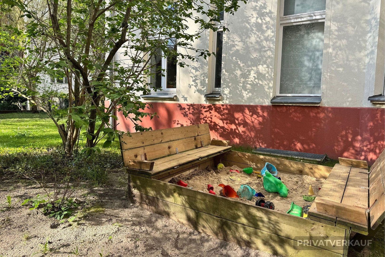 Predaj bytu 4-izbový 127 m², Berlin, Berlín Predaj bytu 4-izbový 127 m², Berlin, Berlín