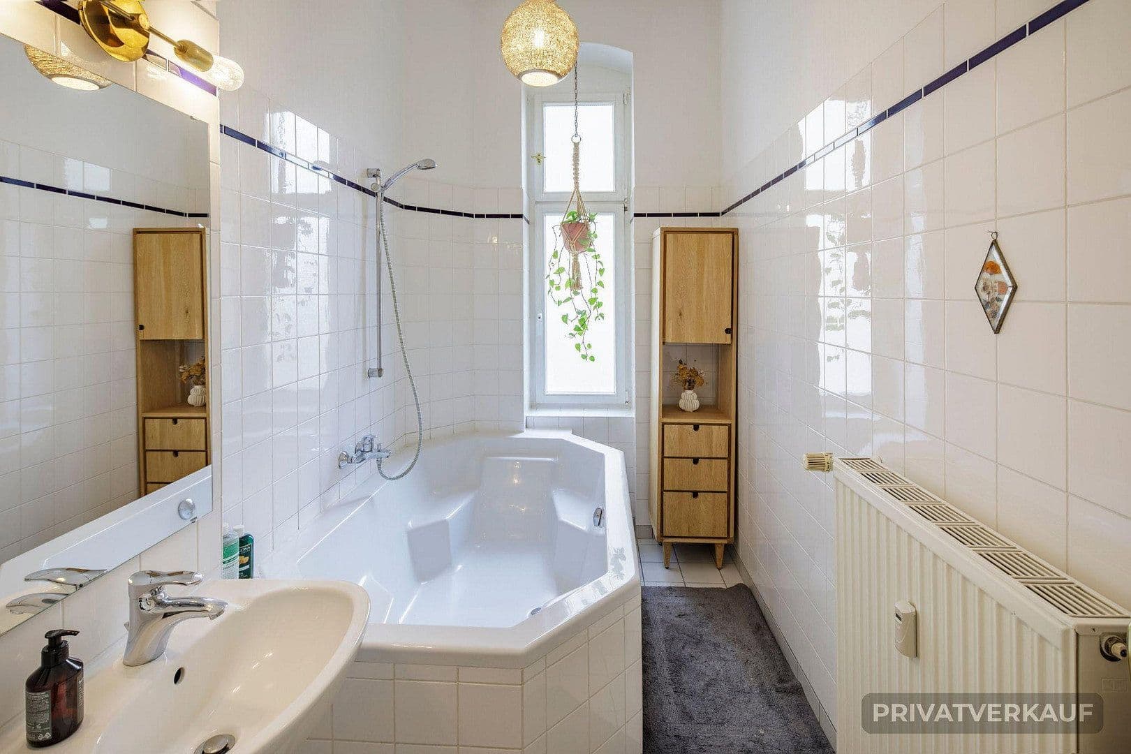 Predaj bytu 4-izbový 127 m², Berlin, Berlín Predaj bytu 4-izbový 127 m², Berlin, Berlín