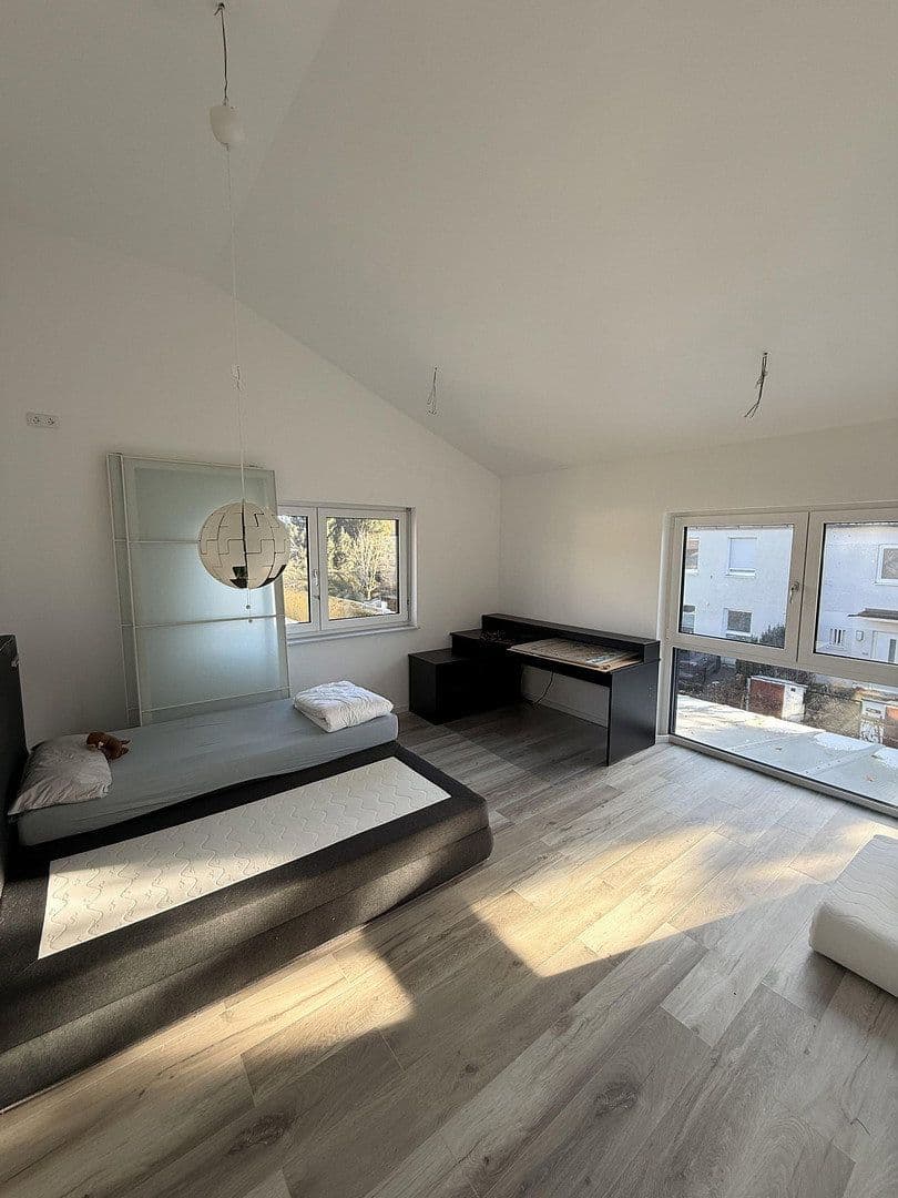 Predaj domu 171 m², pozemek 417 m², Neuried, Bavorsko Predaj domu 171 m², pozemek 417 m², Neuried, Bavorsko