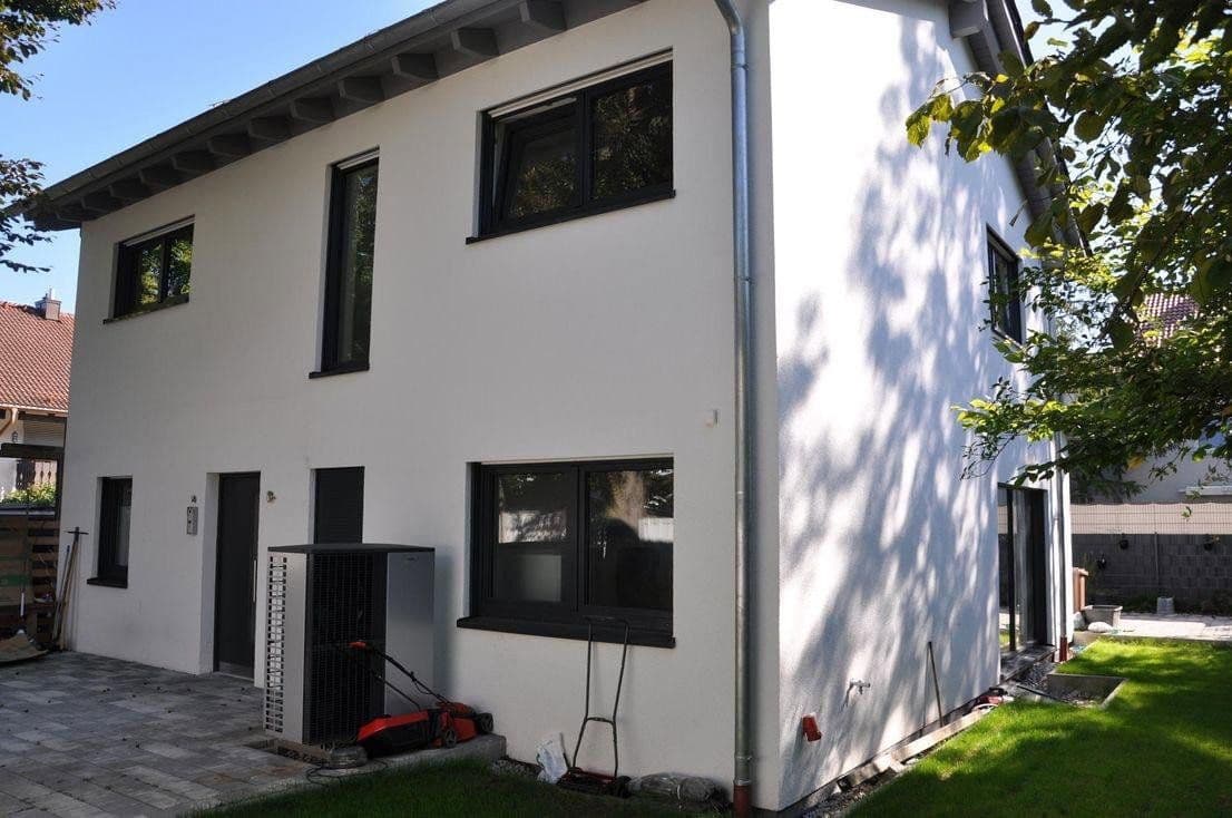 Predaj domu 171 m², pozemek 417 m², Neuried, Bavorsko Predaj domu 171 m², pozemek 417 m², Neuried, Bavorsko