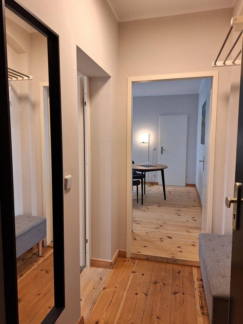 Prenájom bytu 1-izbový 36 m², Berlin, Berlín Prenájom bytu 1-izbový 36 m², Berlin, Berlín