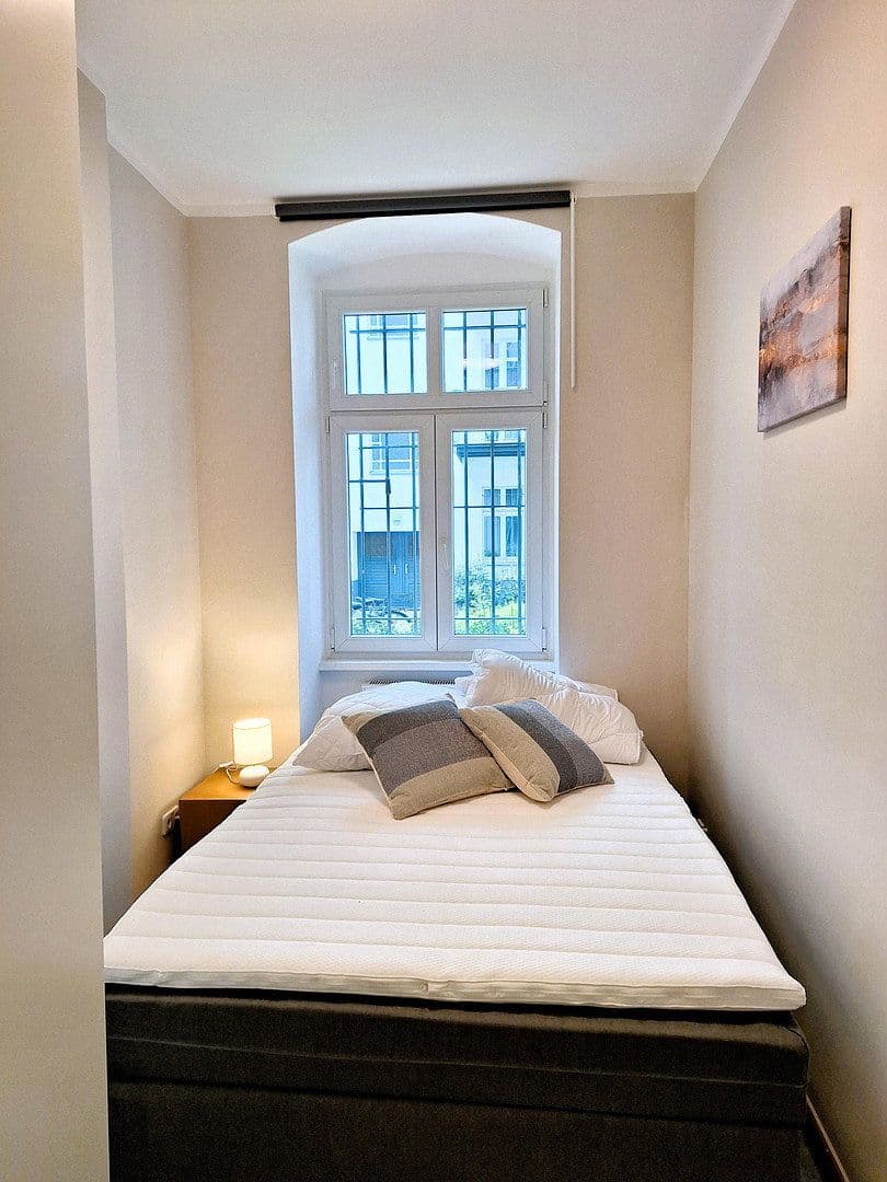 Prenájom bytu 1-izbový 36 m², Berlin, Berlín Prenájom bytu 1-izbový 36 m², Berlin, Berlín
