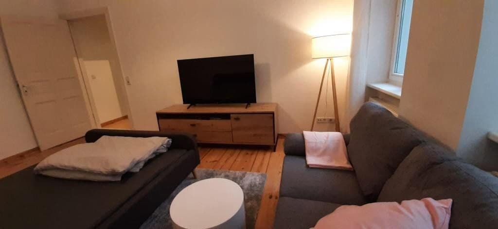 Prenájom bytu 1-izbový 36 m², Berlin, Berlín Prenájom bytu 1-izbový 36 m², Berlin, Berlín