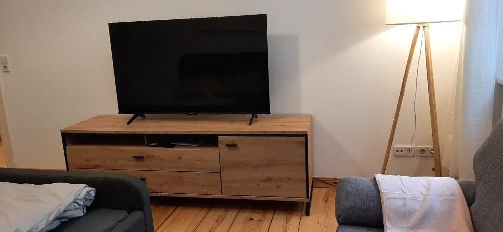 Prenájom bytu 1-izbový 36 m², Berlin, Berlín Prenájom bytu 1-izbový 36 m², Berlin, Berlín
