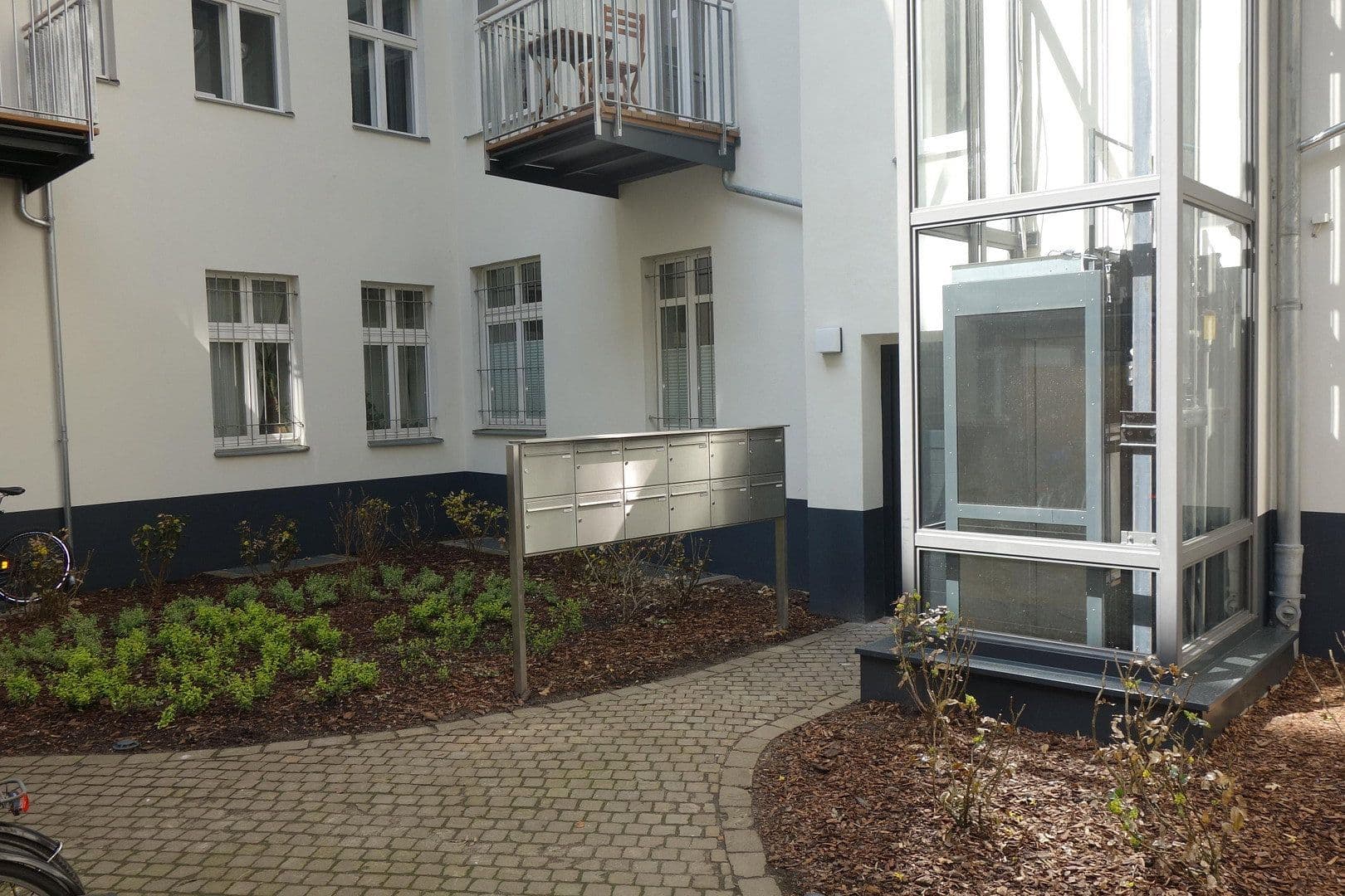 Prenájom bytu 1-izbový 36 m², Berlin, Berlín Prenájom bytu 1-izbový 36 m², Berlin, Berlín