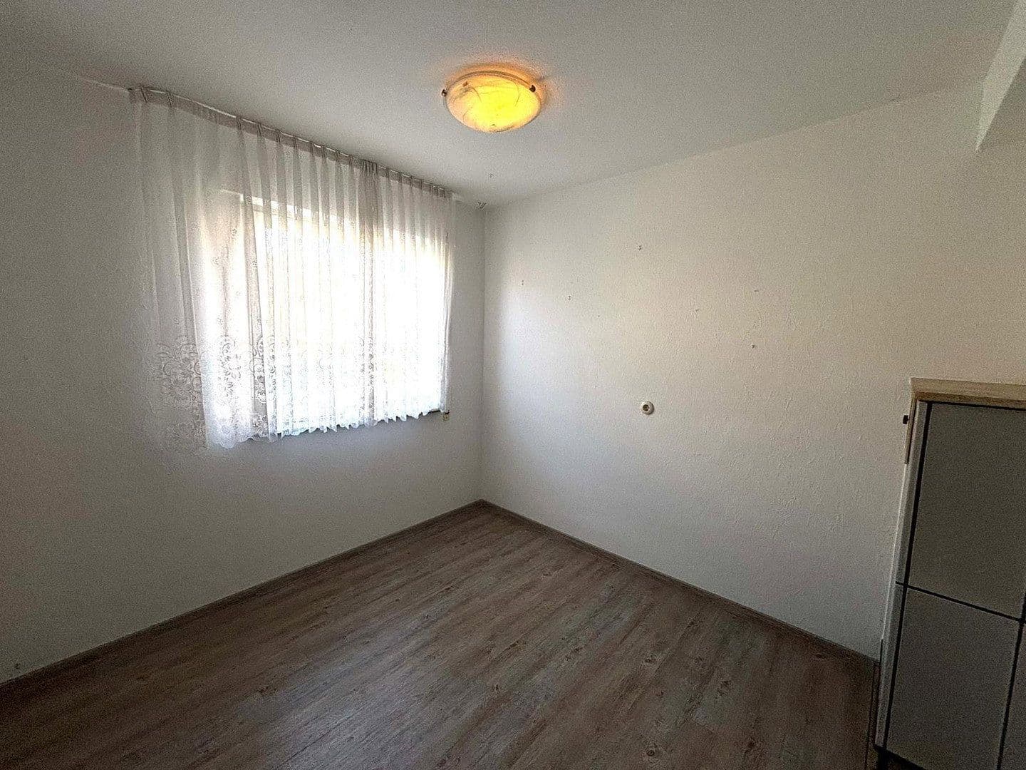 Predaj domu 96 m², pozemek 1.092 m², Bretzfeld, Bádensko-Wurttembersko Predaj domu 96 m², pozemek 1.092 m², Bretzfeld, Bádensko-Wurttembersko