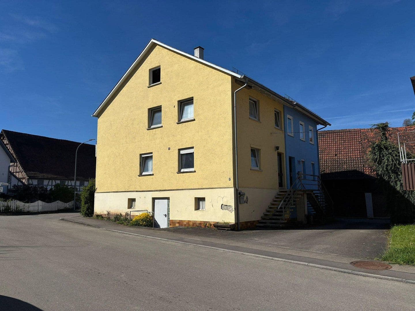 Predaj domu 96 m², pozemek 1.092 m², Bretzfeld, Bádensko-Wurttembersko Predaj domu 96 m², pozemek 1.092 m², Bretzfeld, Bádensko-Wurttembersko