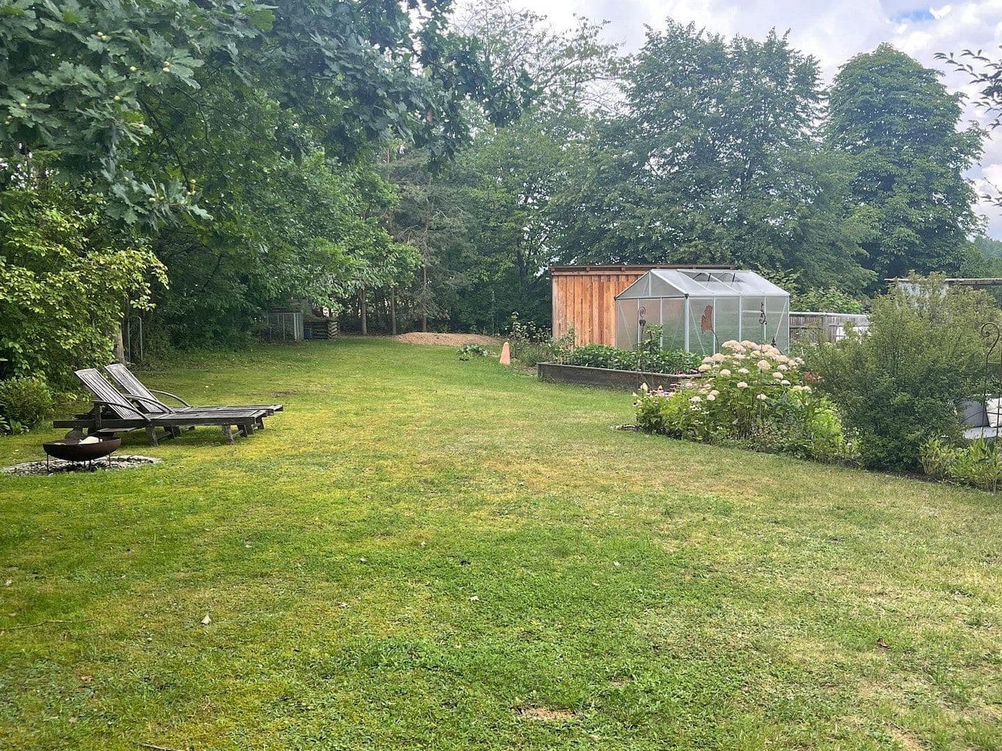Predaj domu 100 m², pozemek 900 m², Wilhelmsdorf, Bavorsko Predaj domu 100 m², pozemek 900 m², Wilhelmsdorf, Bavorsko