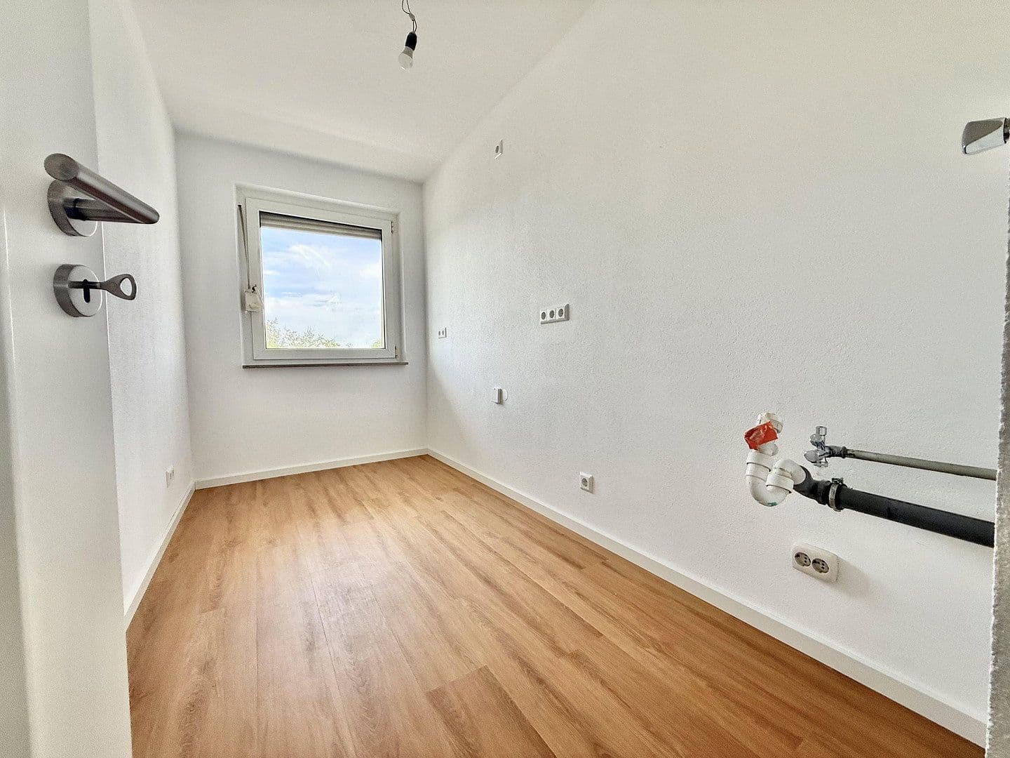 Predaj bytu 3-izbový 75 m², Hohenstaufenstrasse 100, Göppingen, Bádensko-Wurttembersko Predaj bytu 3-izbový 75 m², Hohenstaufenstrasse 100, Göppingen, Bádensko-Wurttembersko