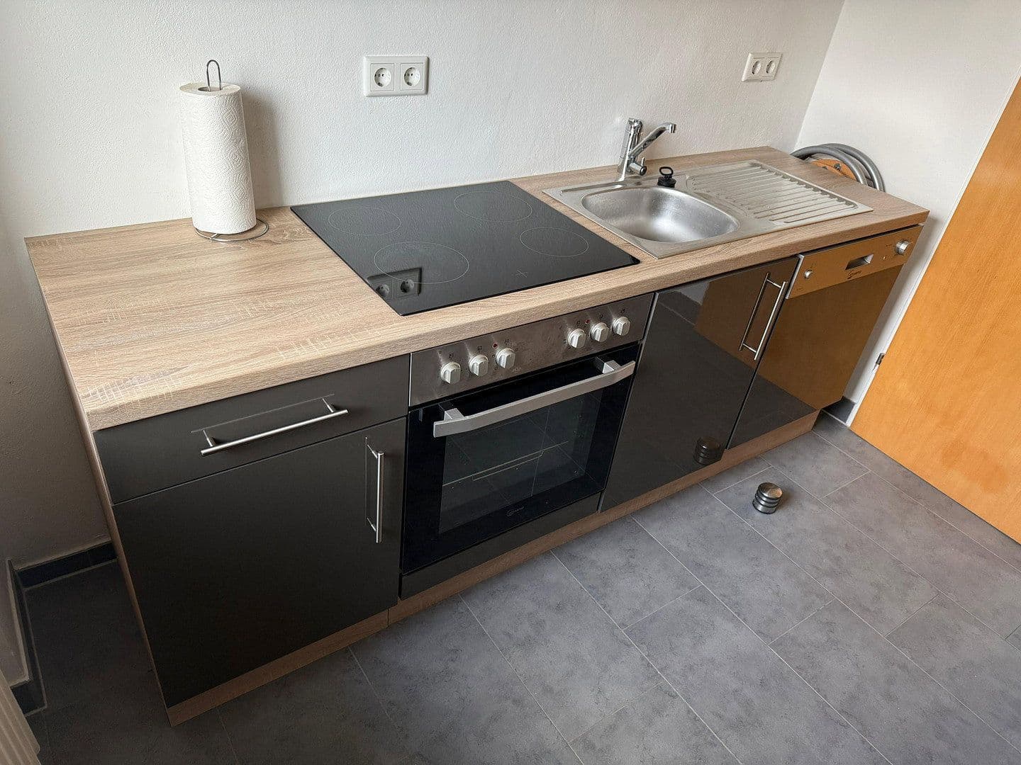 Prenájom bytu 2-izbový 55 m², Paderborn, Severné Porýnie - Westfálsko Prenájom bytu 2-izbový 55 m², Paderborn, Severné Porýnie - Westfálsko