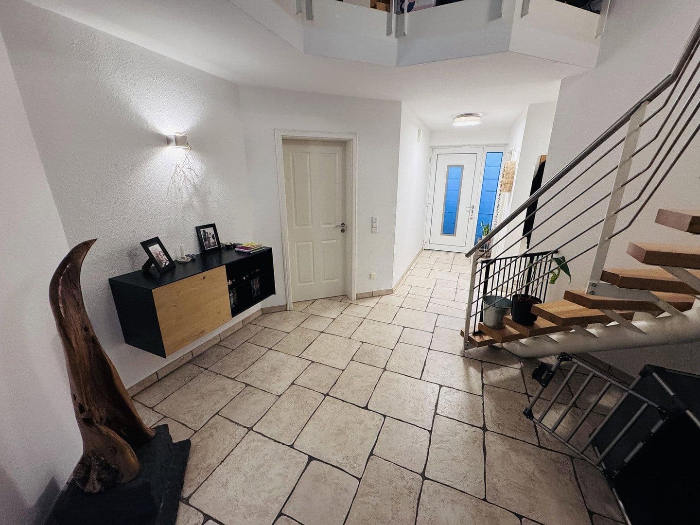 Predaj domu 180 m², pozemek 550 m², Seelze, Dolné Sasko Predaj domu 180 m², pozemek 550 m², Seelze, Dolné Sasko