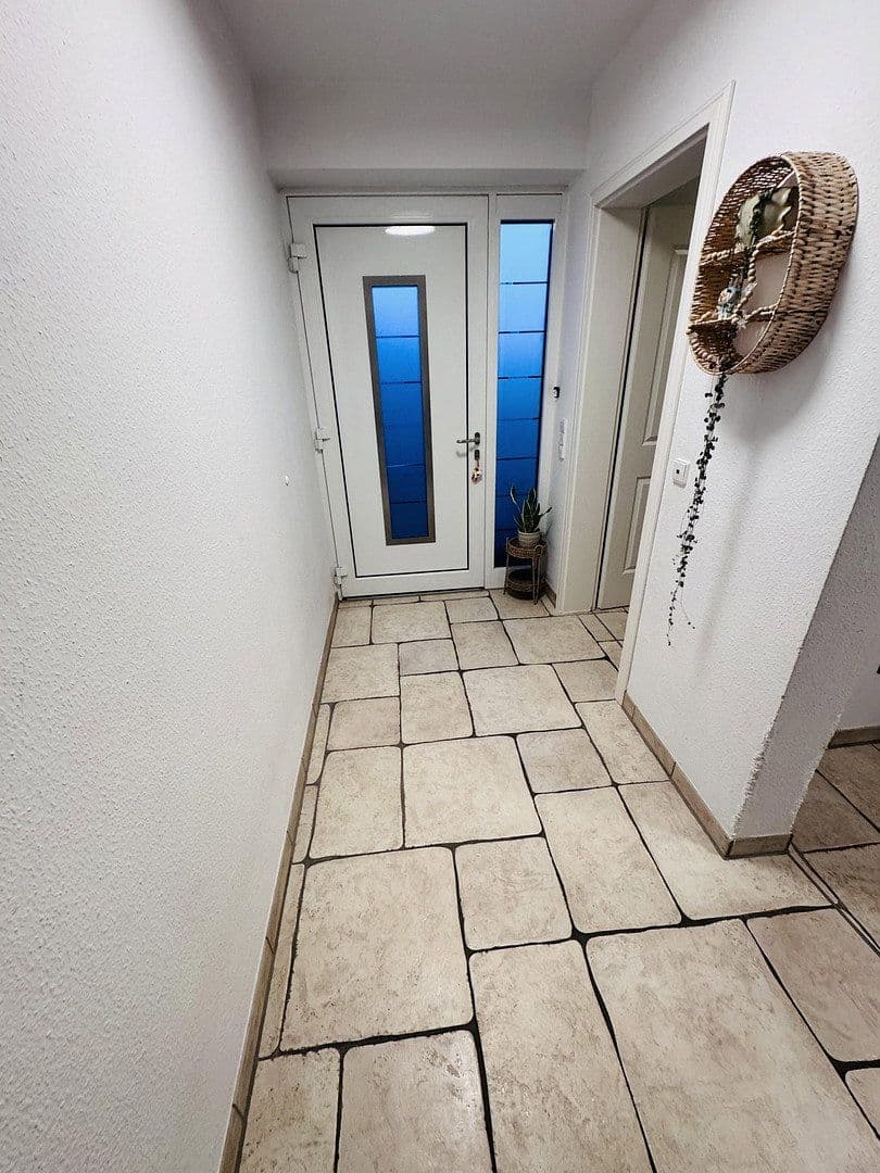 Predaj domu 180 m², pozemek 550 m², Seelze, Dolné Sasko Predaj domu 180 m², pozemek 550 m², Seelze, Dolné Sasko