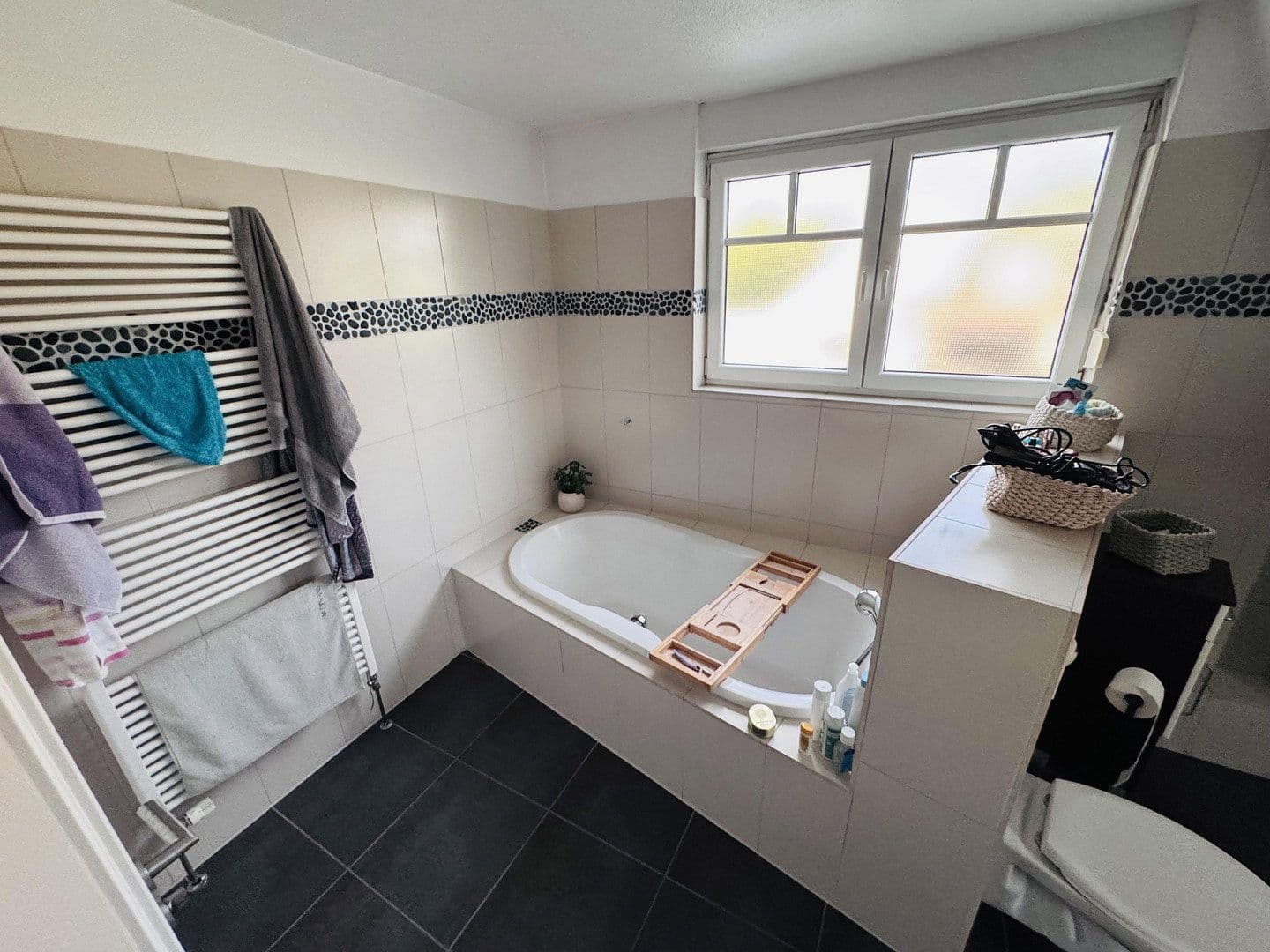 Predaj domu 180 m², pozemek 550 m², Seelze, Dolné Sasko Predaj domu 180 m², pozemek 550 m², Seelze, Dolné Sasko