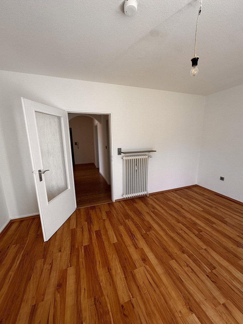 Prenájom bytu 3-izbový 82 m², Lüdenscheid, Severné Porýnie - Westfálsko Prenájom bytu 3-izbový 82 m², Lüdenscheid, Severné Porýnie - Westfálsko