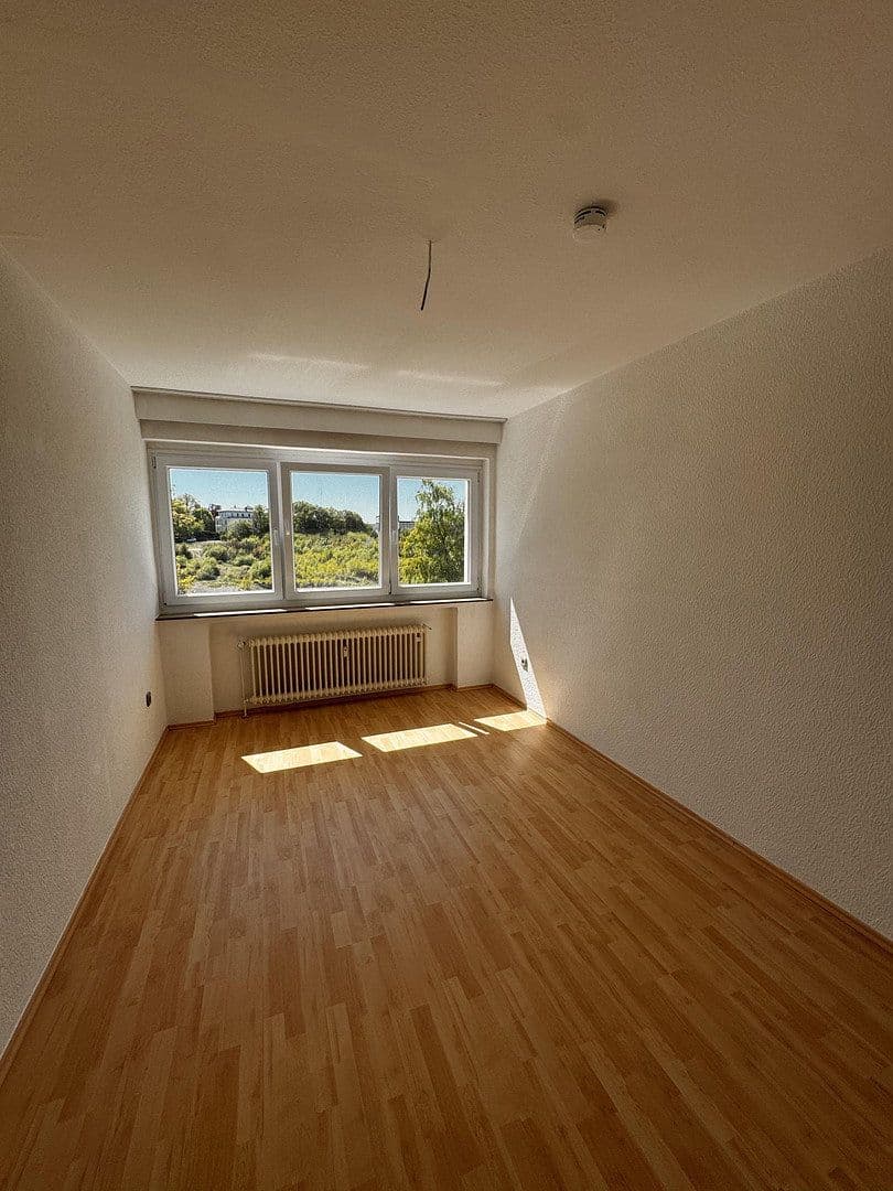 Prenájom bytu 3-izbový 82 m², Lüdenscheid, Severné Porýnie - Westfálsko Prenájom bytu 3-izbový 82 m², Lüdenscheid, Severné Porýnie - Westfálsko