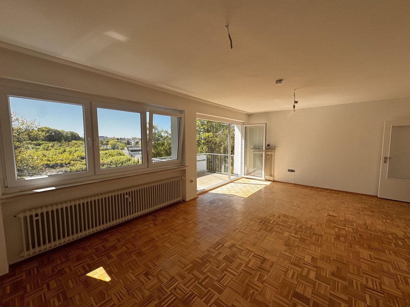 Prenájom bytu 3-izbový 82 m², Lüdenscheid, Severné Porýnie - Westfálsko Prenájom bytu 3-izbový 82 m², Lüdenscheid, Severné Porýnie - Westfálsko
