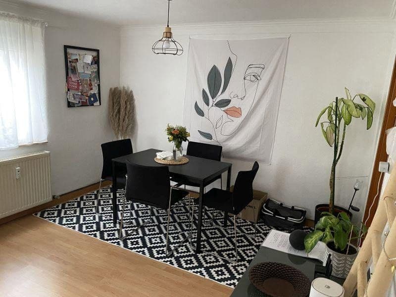 Prenájom bytu 2-izbový 51 m², Hohenkreuzweg 0, Esslingen am Neckar, Bádensko-Wurttembersko Prenájom bytu 2-izbový 51 m², Hohenkreuzweg 0, Esslingen am Neckar, Bádensko-Wurttembersko