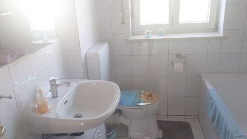 Prenájom bytu 2-izbový 49 m², Friedrichshafen, Bádensko-Wurttembersko Prenájom bytu 2-izbový 49 m², Friedrichshafen, Bádensko-Wurttembersko