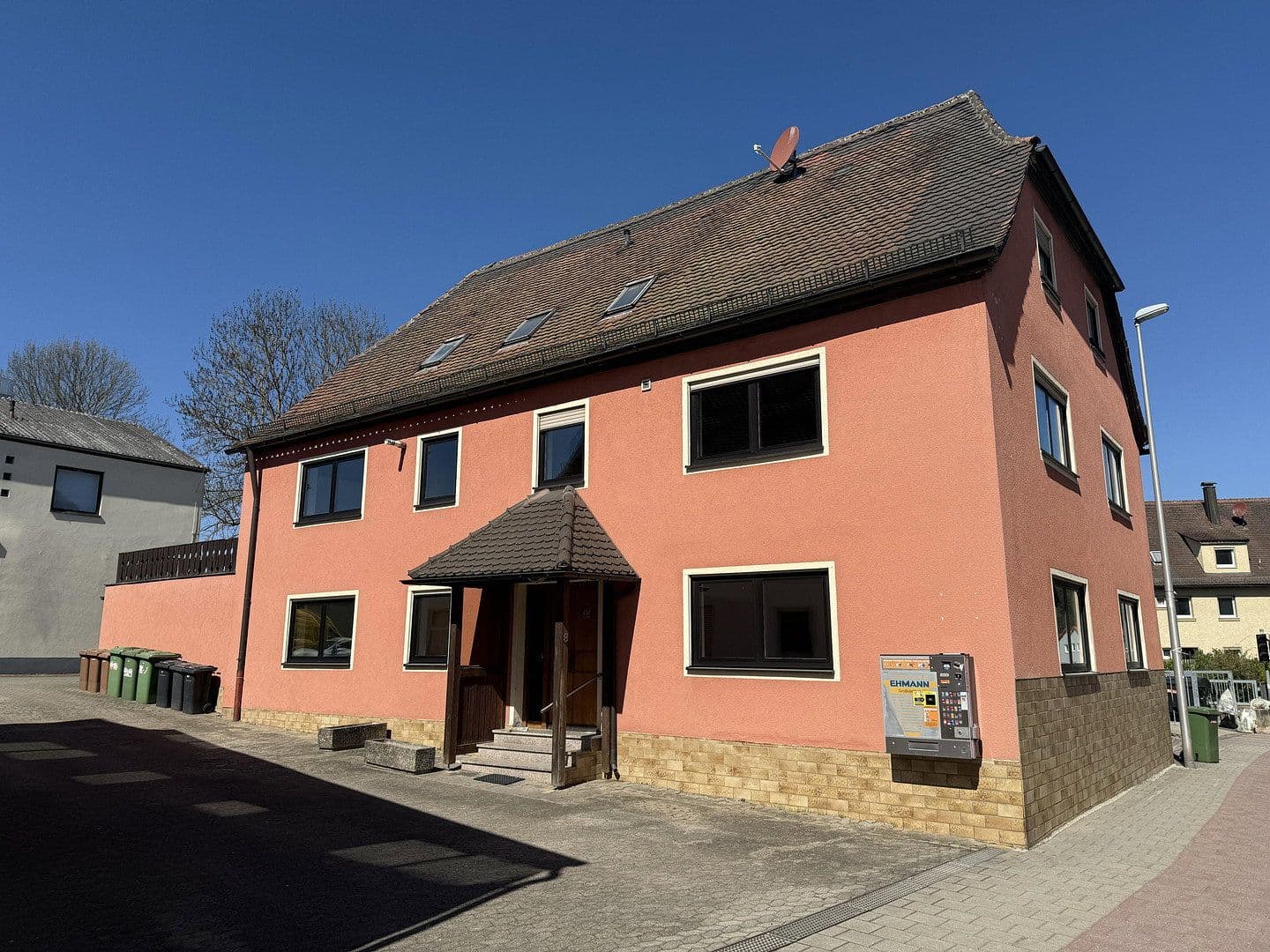 Predaj domu 320 m², pozemek 551 m², Ansbach, Bavorsko Predaj domu 320 m², pozemek 551 m², Ansbach, Bavorsko