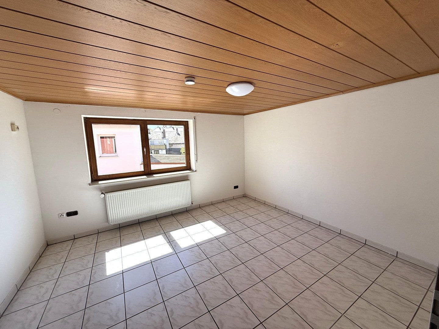 Predaj domu 320 m², pozemek 551 m², Ansbach, Bavorsko Predaj domu 320 m², pozemek 551 m², Ansbach, Bavorsko