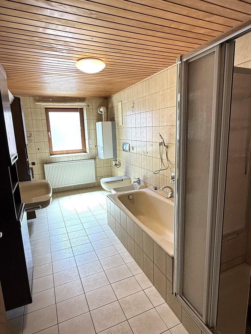 Predaj domu 320 m², pozemek 551 m², Ansbach, Bavorsko Predaj domu 320 m², pozemek 551 m², Ansbach, Bavorsko